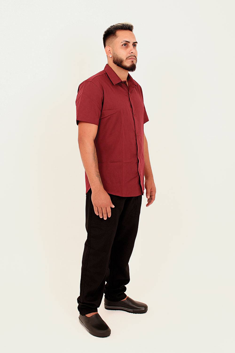 camisa-social-manga-curta-vinho